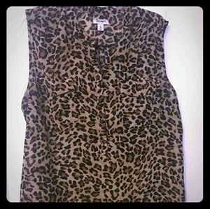 EUC Old Navy Sleeveless Leopard Print Blouse